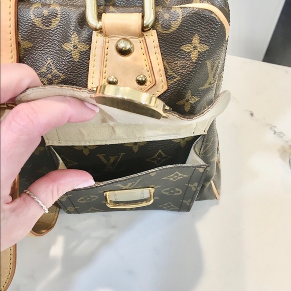 Louis Vuitton Manhattan GM extra pics - Picture 12 of 12